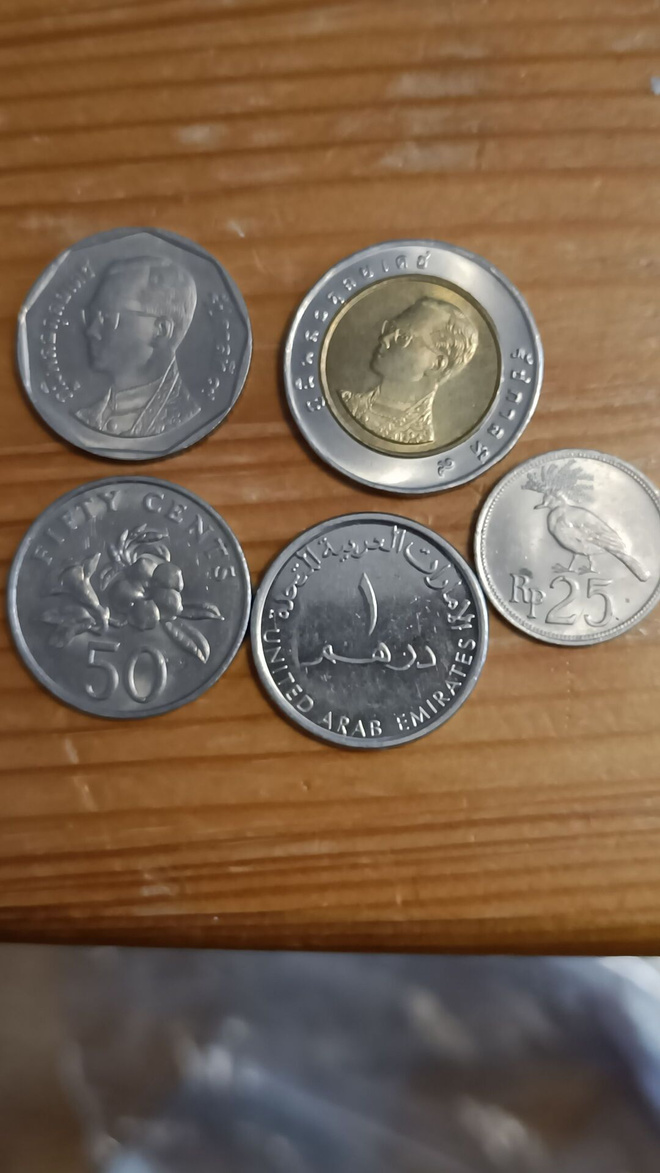 Ulkomaalaisia kolikoita