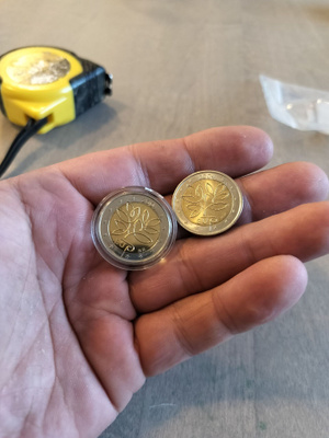 2 kpl 2€ 2004 risurahoja