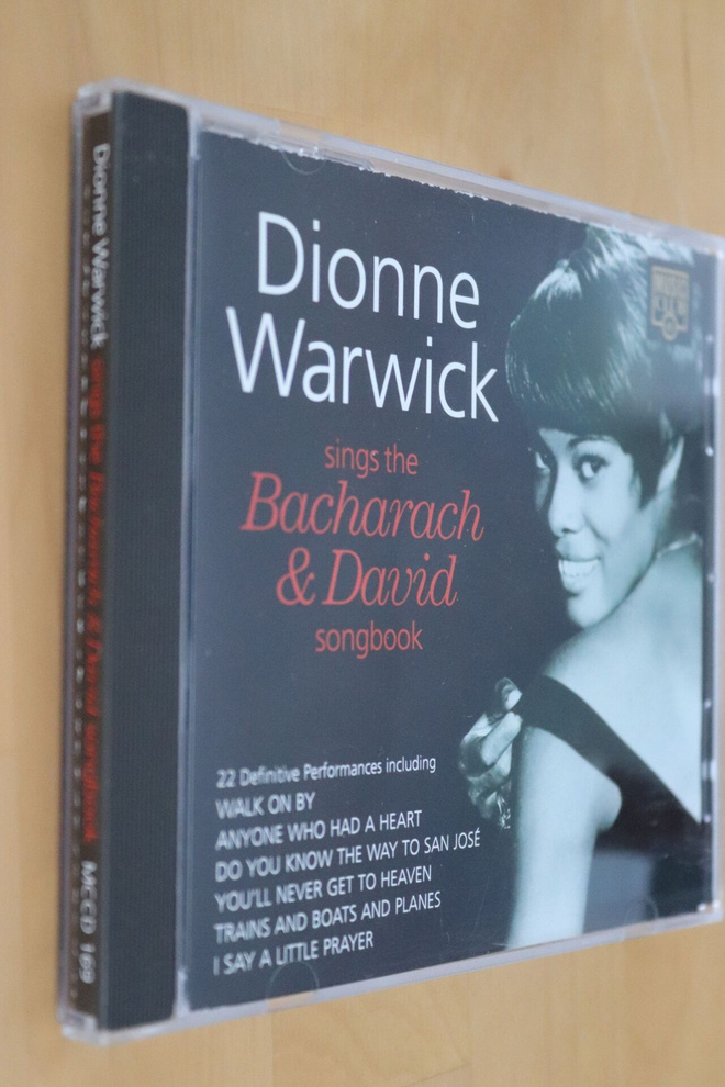 CD Dionne Warwick : sings the Bacharach & David songbook