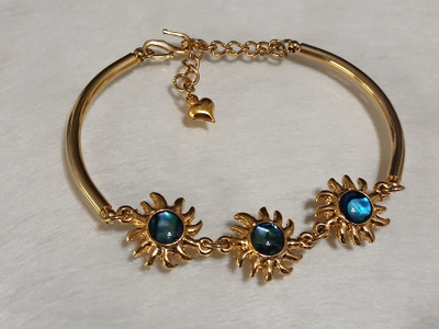 Upea 18k kullattu Kanadalainen rannekoru Gold plated Vintage
