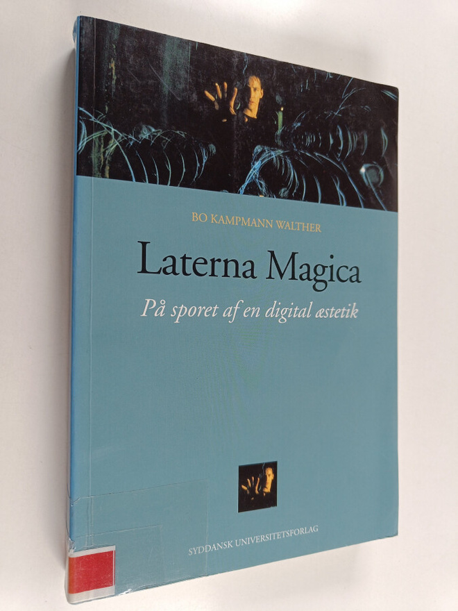 Bo Kampmann Walther : Laterna magica : på sporet af en di...