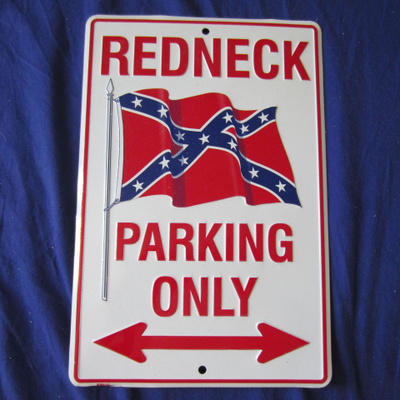 REDNECK PARKING ONLY kilpi