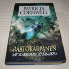 Patricia Cornwell Raatokärpänen -sid - pikkukuva 1