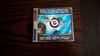 New Pepsi chart album 3 CD-levy