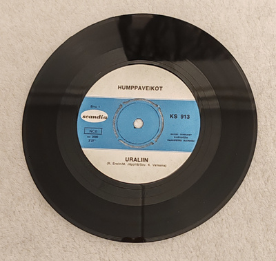 Humppaveikot Uraliin 7"Single