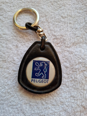Peugeot Avaimenperä
