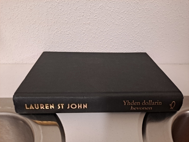 St. John, Lauren Yhden dollarin hevonen