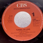 BRUCE SPRINGSTEEN::TUNEL OF LOVE /TWO FOR THE ROAD : 7" 1987 - pikkukuva 2