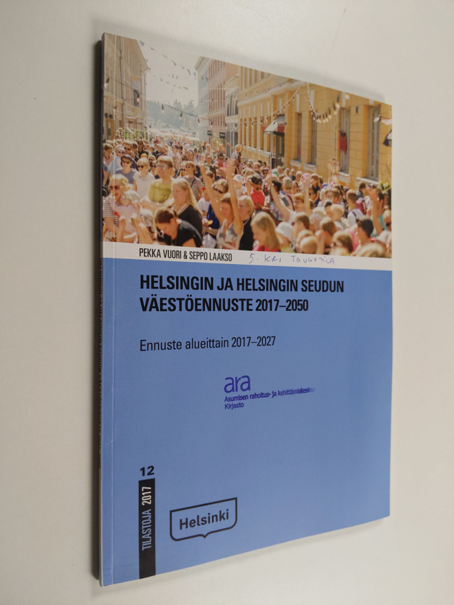 Helsingin ja Helsingin seudun väestöennuste 2017-2050 : e...