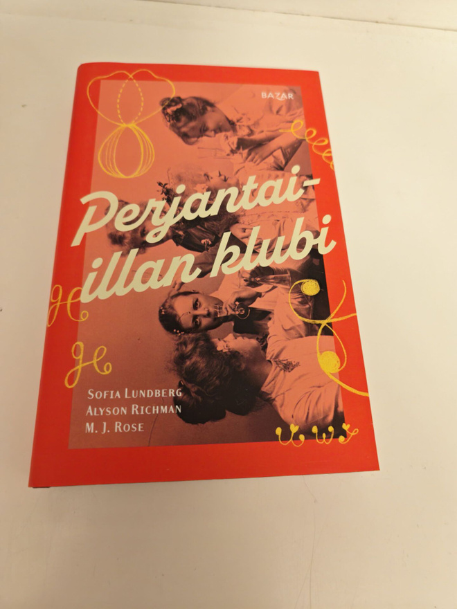 Sofia Lundberg; Perjantai-illan klubi