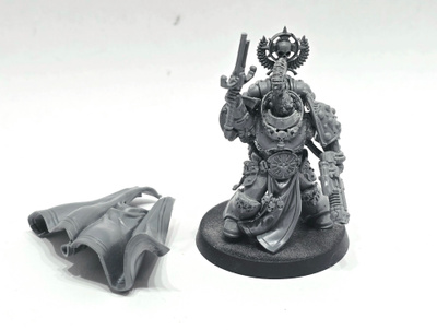 Horus Heresy - Legion Praetor with Power Sword [A29]