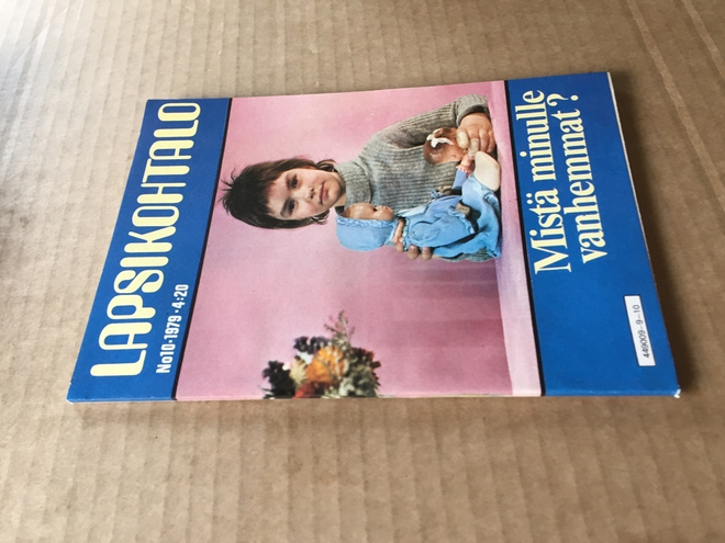 LAPSIKOHTALO LEHTI 10/1979 HIENO