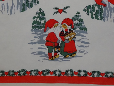Retro joululiina Pukki ja Muori lumisessa metsässä