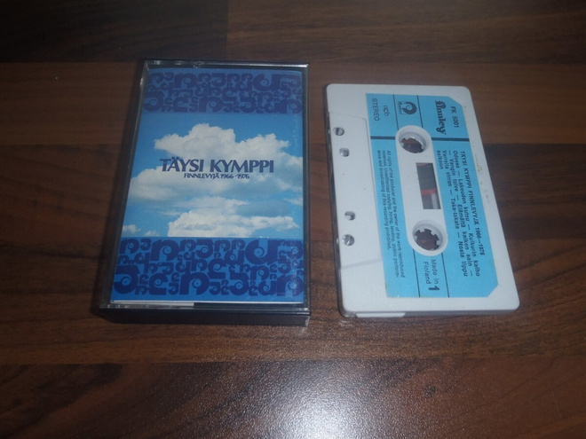 TÄYSI KYMPPI - Jukka Raitanen, Kirka ym.  c-kasetti