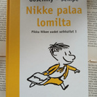 Sempe, Goscinny - Nikke palaa lomilta (sid.) - pikkukuva 1