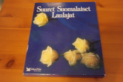 Suuret Suomalaiset Laulajat 4+1 kasettia.