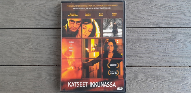DVD: Katseet Ikkunassa / La Finestra Di Fronte (2003)