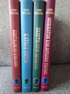 4 x Lynn Messina