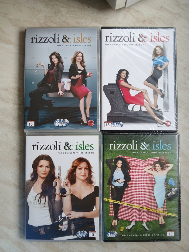 1-4 Rizzoli & Isles , uudet kelmuissa
