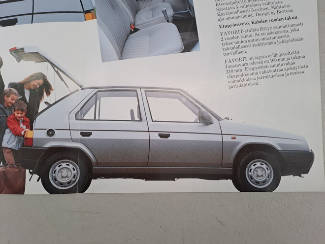 Skoda Favorit -esite 80-luvun lopusta
