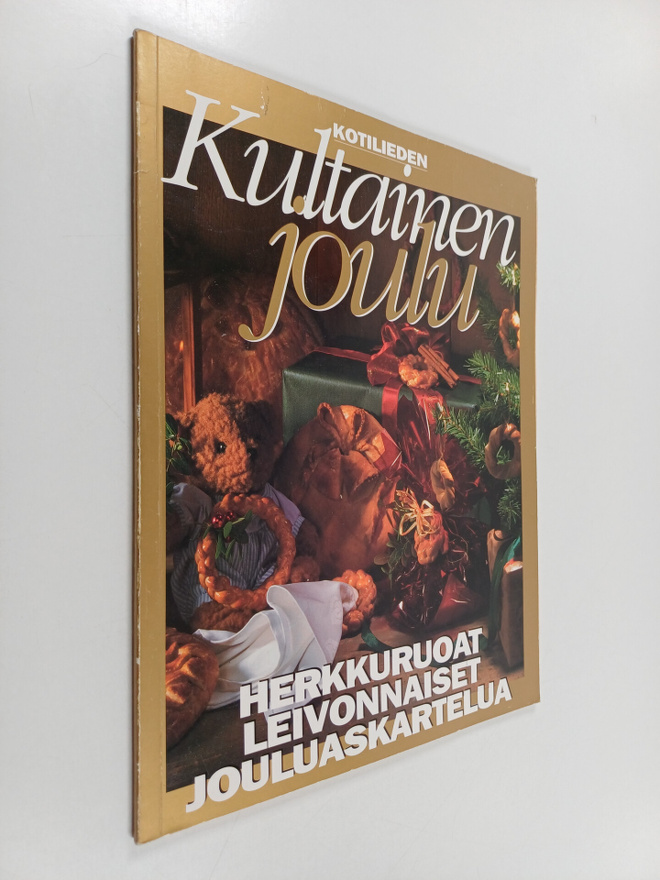 Kotilieden kultainen joulu : herkkuruoat, leivonnaiset, j...