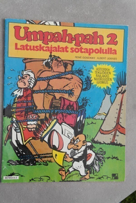Umpahpah 2 Latuskajalat sotapolulla