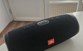 Jbl charge 4