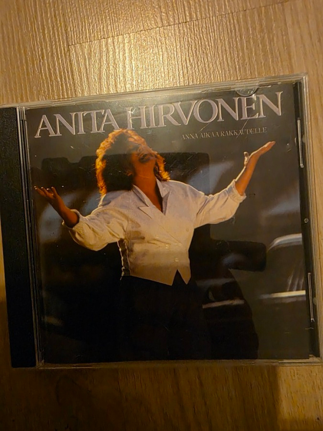 Anita Hirvonen - Anna aikaa rakkaudelle