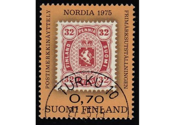 Suomi 1975 näyttely loisto puolikuu o