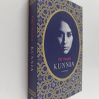 Elif Shafak : Kunnia - pikkukuva 1