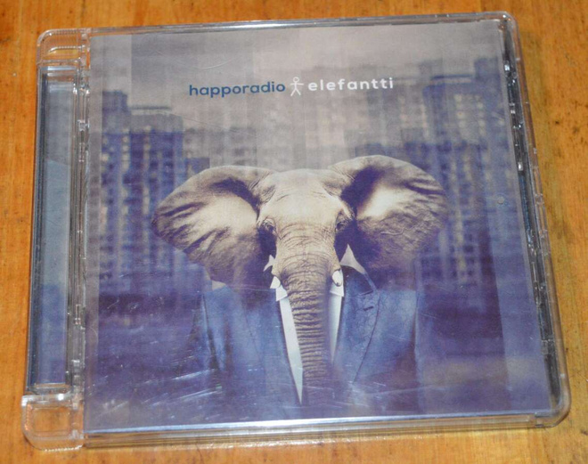 Happoradio Elefantti CD-kotelo