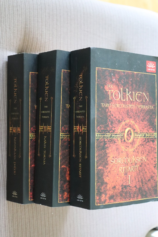 J. R. R. Tolkien : Taru sormusten herrasta I-III (Loisto pok