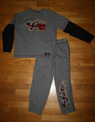 Lindex harmaa lämmin skate pyjama 134-140