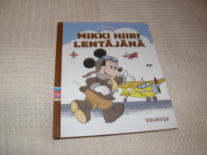 Disney Mikki Hiiri lentäjänä