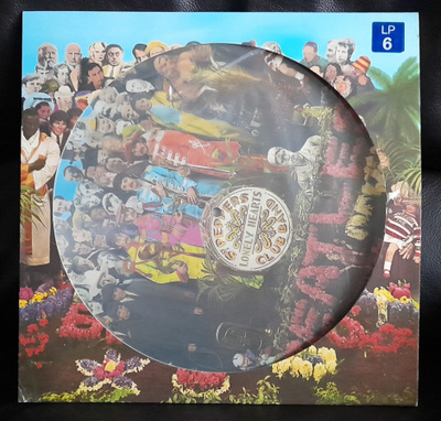 Beatles - Sgt. Peppers lonely hearts club band kuva-lp