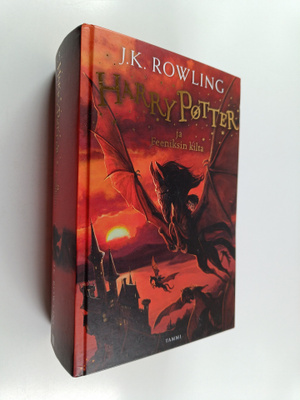 J. K. Rowling : Harry Potter ja Feeniksin kilta