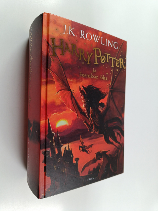 J. K. Rowling : Harry Potter ja Feeniksin kilta