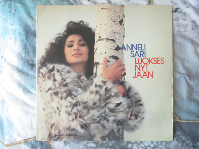 ANNELI SARI - LUOKSES NYT JÄÄN LP