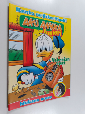 Walt Disney : Aku Ankka juniori 10/2016