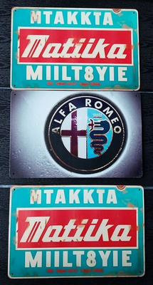 Alfa Romeo ja Matiika peltikyltit