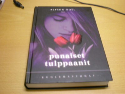 Alyson Noel: Punaiset tulppaanit