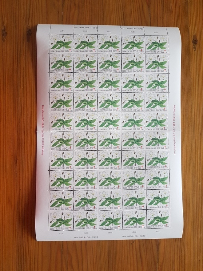 Postimerkkiarkki Tuberkuloosi 1983 Kukkia - 1,00 + 0,20m