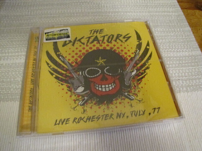 The Dictators live rochester '77 cd muoveissa