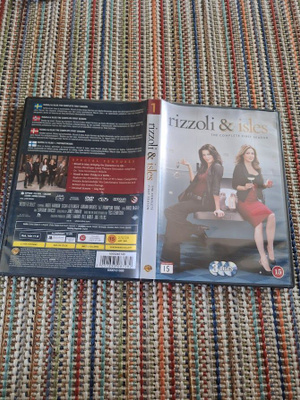 Rizzoli & Isles Kausi 1 (3-DVD) + Kansilehtinen
