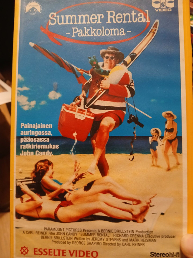 Pakkoloma ja raivopää vhs