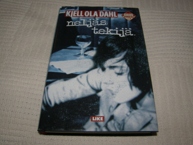 Kjell Ola Dahl Neljäs tekijä -sid