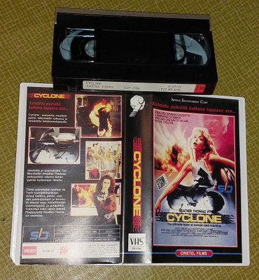 VHS FI: Cyclone (Fred Olen Ray)