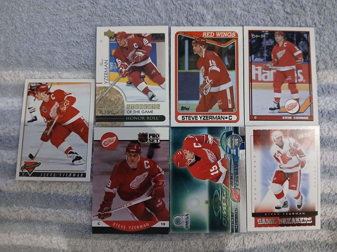 Steve Yzerman x 7kpl / Detroit Red Wings