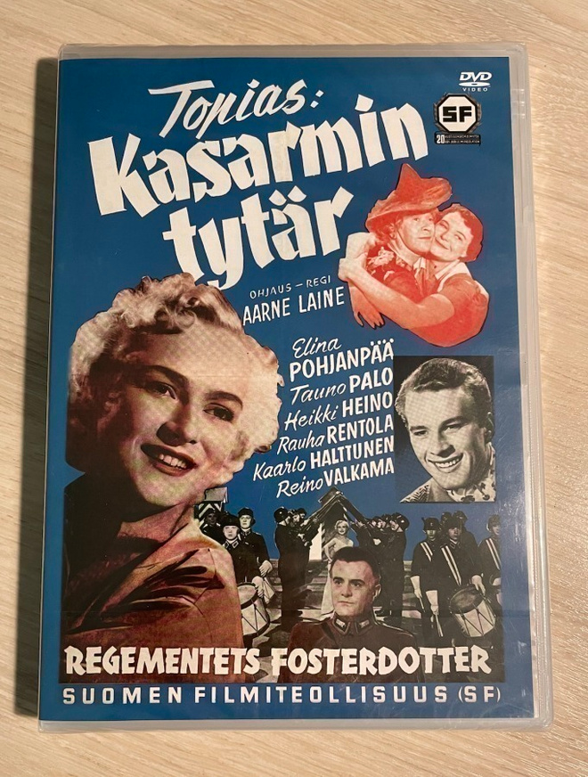 Kasarmin tytär (1954) sotilasfarssi (UUSI)