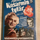 Kasarmin tytär (1954) sotilasfarssi (UUSI) - pikkukuva 1